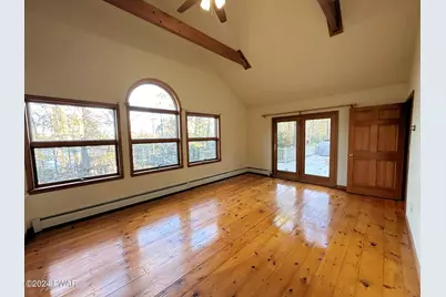 109 Mountain Laurel Lane, Tafton, PA 18464 - Photo 15