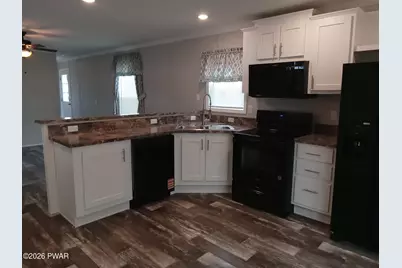 5 Evergreen Mhp Park, Lake Ariel, PA 18436 - Photo 3