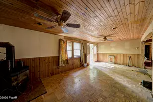 119 Galahad Rd, Greeley, PA 18425 - Photo 9