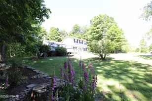 131B Hilltop Rd, Newfoundland, PA 18445 - Photo 5