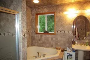 386 Wild Acres Dr, Dingmans Ferry, PA 18328 - Photo 21
