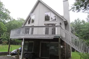 386 Wild Acres Dr, Dingmans Ferry, PA 18328 - Photo 3