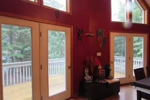 386 Wild Acres Dr, Dingmans Ferry, PA 18328 - Photo 11