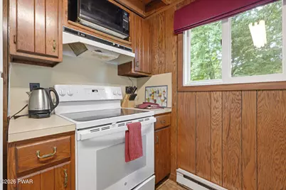 113 Paradise Road W, Greentown, PA 18426 - Photo 17