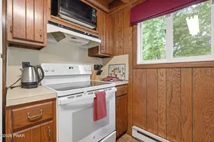 113 Paradise Rd W, Greentown, PA 18426 - Photo 17