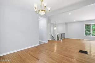18 Holiday Dr, Hawley, PA 18428 - Photo 7