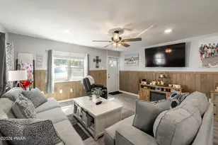 147 Bear Rock Rd, Lake Ariel, PA 18436 - Photo 11