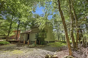 1004 Woodstone Rd, Newfoundland, PA 18445 - Photo 47