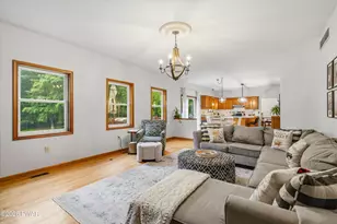 103 W Mulberry Dr, Milford, PA 18337 - Photo 25