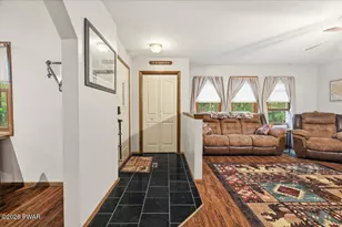177 Jay Rd, Effort, PA 18330 - Photo 9