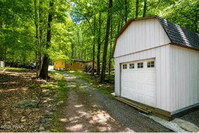 110 E Shore Drive, Hawley, PA 18428 - Photo 7