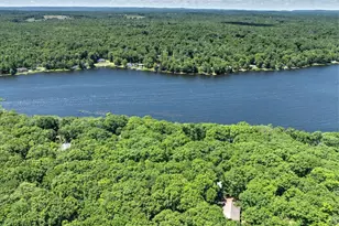 110 E Shore Dr, Hawley, PA 18428 - Photo 29