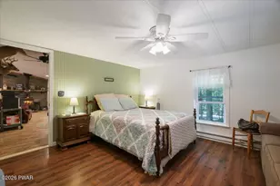 110 E Shore Dr, Hawley, PA 18428 - Photo 9