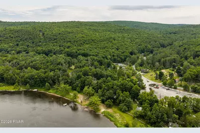 696 Pennsylvania 590, Lackawaxen, PA 18435 - Photo 37