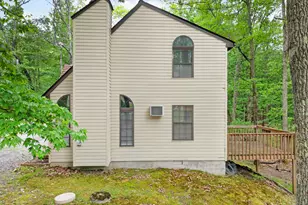 110 Ledge View Dr, Hawley, PA 18428 - Photo 47