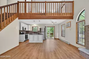 110 Ledge View Dr, Hawley, PA 18428 - Photo 13