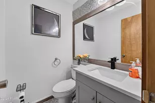 204 Northslope II Rd, East Stroudsburg, PA 18302 - Photo 5