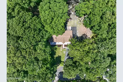 163 N Lake Drive, Dingmans Ferry, PA 18328 - Photo 27