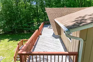 163 N Lake Dr, Dingmans Ferry, PA 18328 - Photo 9