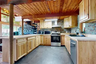 149 Lincoln Green Ln, Newfoundland, PA 18445 - Photo 11