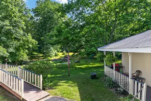 103 Compton Ct, Millrift, PA 18340 - Photo 11