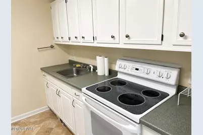 302 Chestnut Avenue, Hawley, PA 18428 - Photo 5