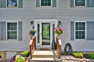 195 Marcel Dr, Dingmans Ferry, PA 18328 - Photo 5