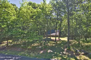 326 Gold Finch Rd, Bushkill, PA 18324 - Photo 25