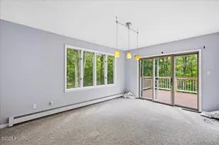 161 Fawnwood Dr, Greentown, PA 18426 - Photo 15