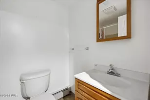 161 Fawnwood Dr, Greentown, PA 18426 - Photo 35