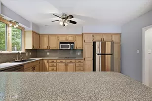 161 Fawnwood Dr, Greentown, PA 18426 - Photo 11
