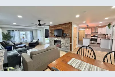 207 Highland Street, Hawley, PA 18428 - Photo 11