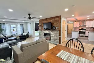 207 Highland St, Hawley, PA 18428 - Photo 11
