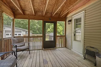 302 Dove Court, East Stroudsburg, PA 18302 - Photo 9