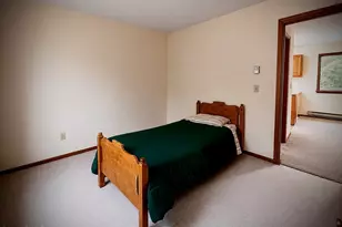1042 Maplewood Dr, Newfoundland, PA 18445 - Photo 11
