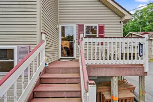 141 Paper Birch S, Tafton, PA 18464 - Photo 5