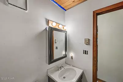 141 Paper Birch S, Tafton, PA 18464 - Photo 31