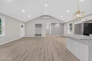 515 Hummingbird Ct, Bushkill, PA 18324 - Photo 15