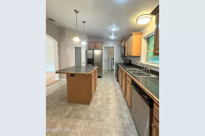 13 Sandy Court, Lake Ariel, PA 18436 - Photo 11