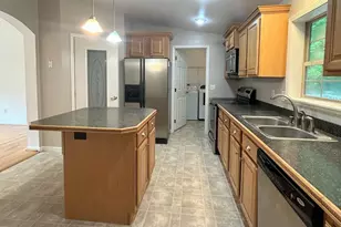 13 Sandy Ct, Lake Ariel, PA 18436 - Photo 11