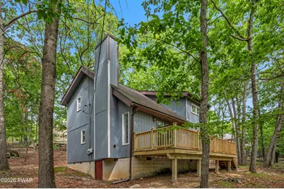 2306 Chatham Court, Bushkill, PA 18324 - Photo 3