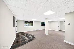 215 Lennon Rd, Greentown, PA 18426 - Photo 13