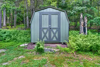 215 Lennon Road, Greentown, PA 18426 - Photo 27