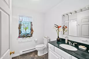 430 W Shore Dr, Hawley, PA 18428 - Photo 15