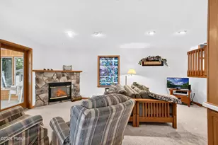 430 W Shore Dr, Hawley, PA 18428 - Photo 11