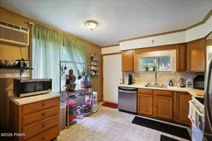 107 Maple Dr, Greentown, PA 18426 - Photo 11