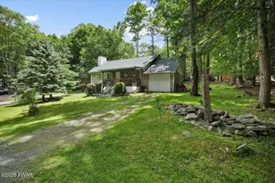 107 Maple Dr, Greentown, PA 18426 - Photo 5