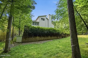 154 Forest Ridge Dr, Hawley, PA 18428 - Photo 37