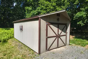 106 Pine Pl, Hawley, PA 18428 - Photo 7