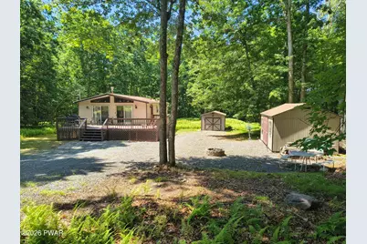 106 Pine Place, Hawley, PA 18428 - Photo 1